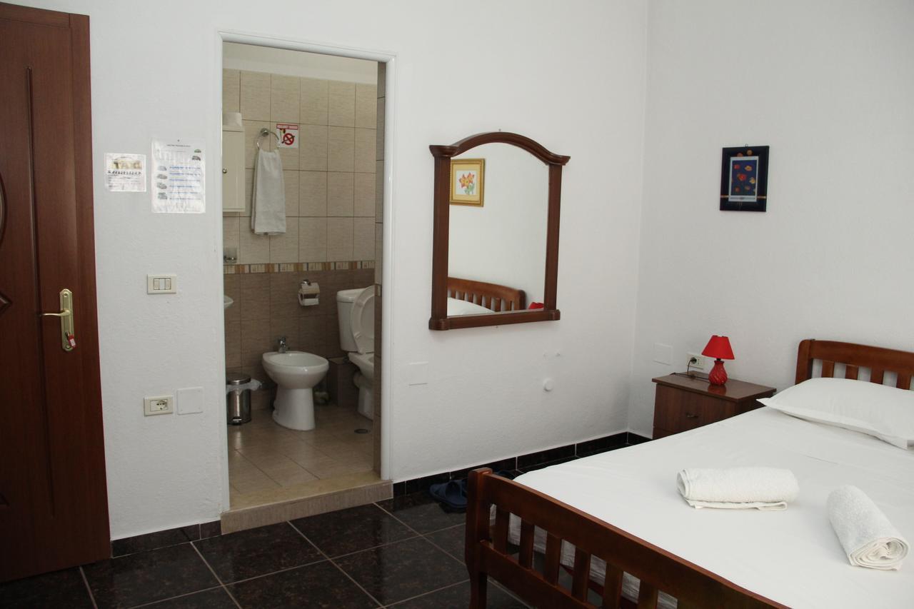 Hotel Italia Тирана Екстериор снимка